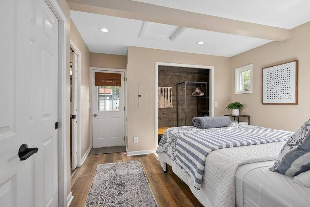 2Min Walk Downtown-Pet Friendly-Offstreet Parking Villa Saugatuck Exterior photo